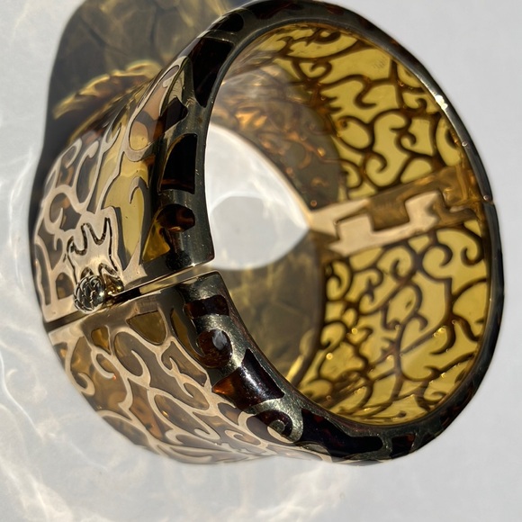 Angelique de Paris Gold over Sterling Silver & Resin Wide Bangle Bracelet - Picture 5 of 11